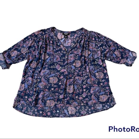 Purple floral pattern flowing top, blouse with roll tab sleeve - Picture 3 of 10